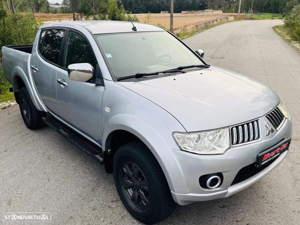 Mitsubishi L200 2.5 DI-D CD Invite AC CC 4WD - 9