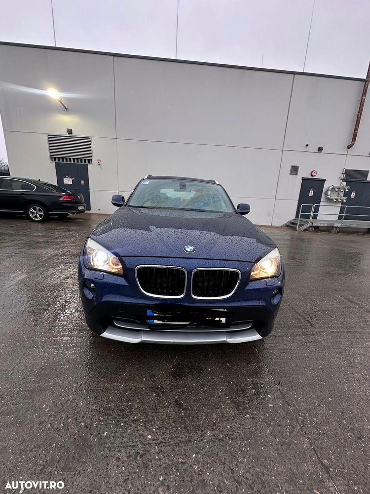 BMW X1 sDrive18d xLine - 1