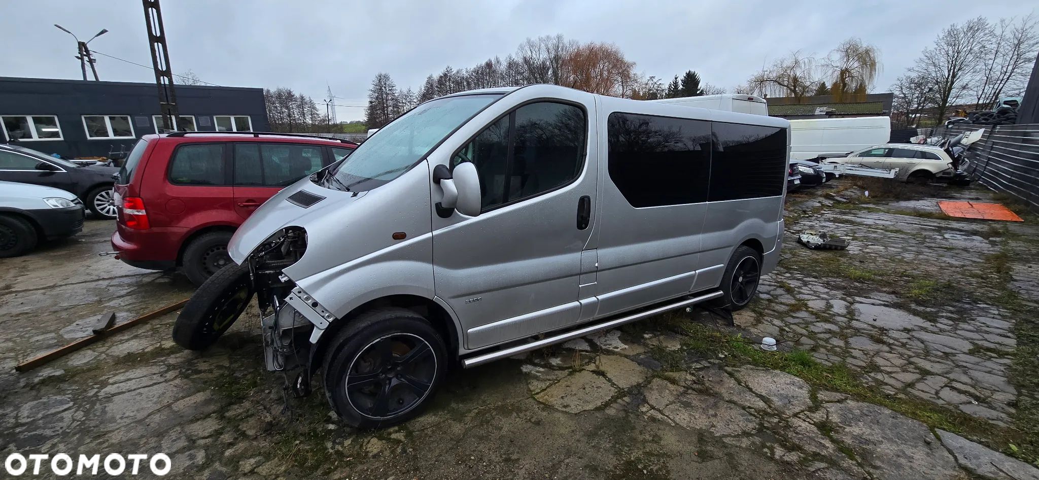 Opel Vivaro - 1