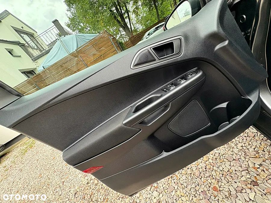 Ford B-MAX 1.0 EcoBoost SYNC Edition - 18