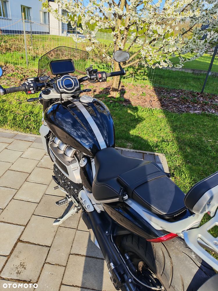 Triumph Rocket - 5