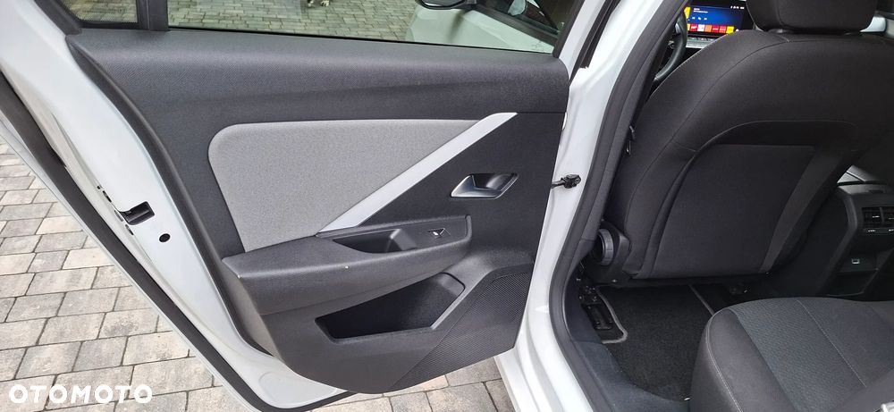 Opel Astra 1.5 D Business Edition - 11