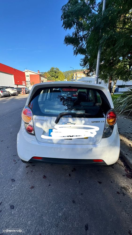 Chevrolet Spark 1.0 LS Bi-Fuel - 1