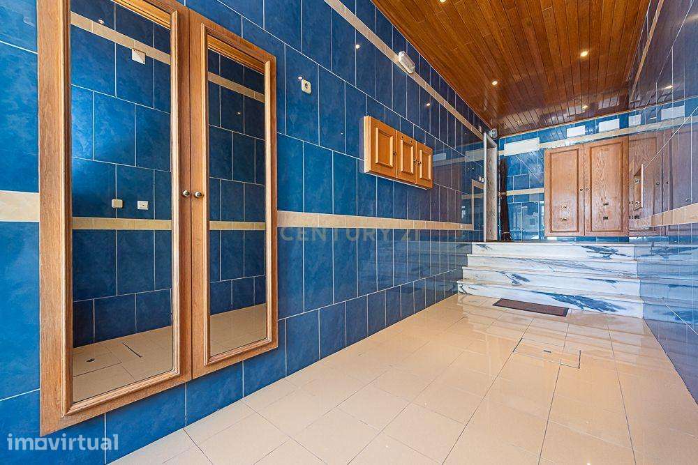 T3 com 125 m², Excelente Luminosidade e Localização Privilegiada no Pi - Grande imagem: 3/27