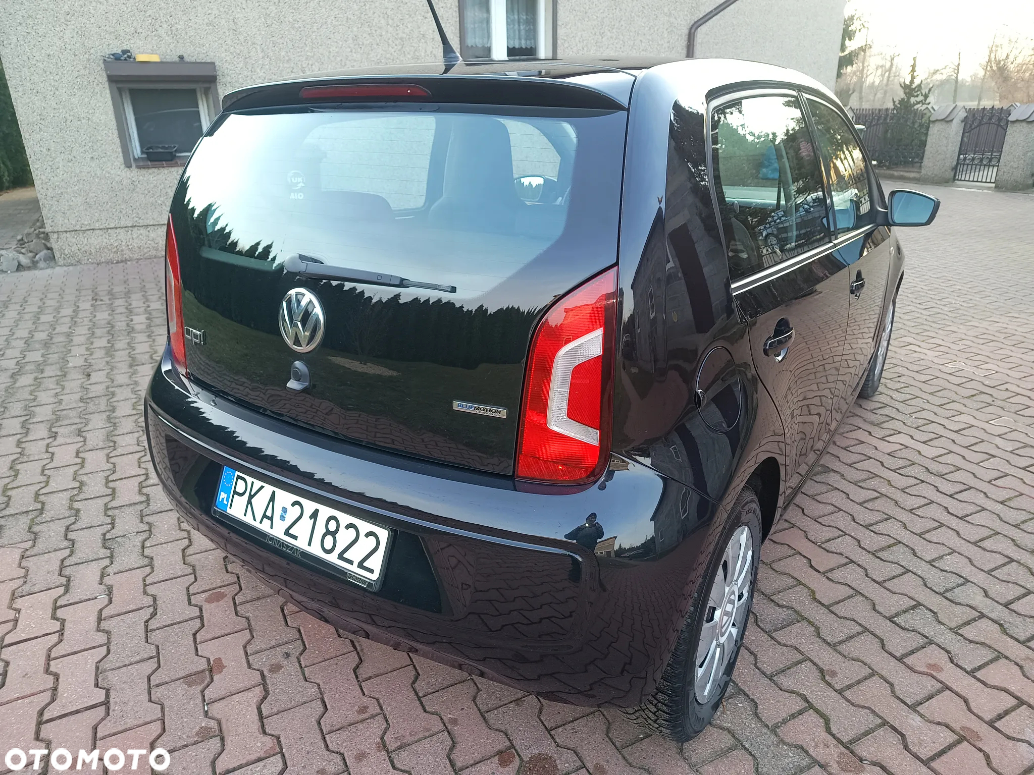 Volkswagen up! (BlueMotion Technology) high - 6