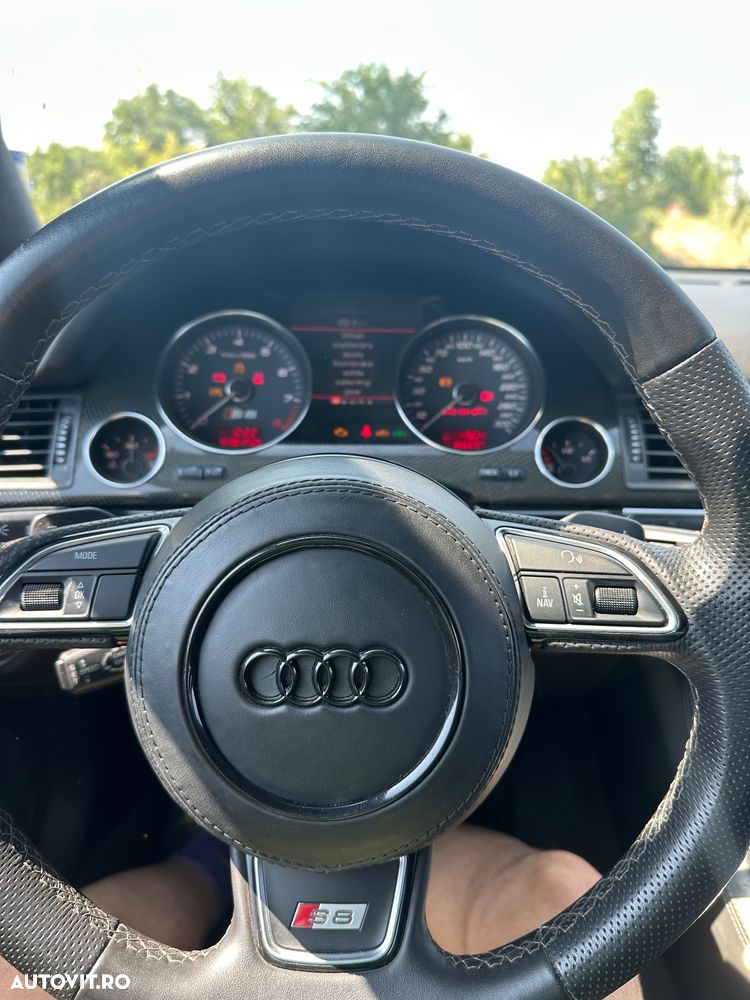 Audi S8 5.2 FSI quattro - 15