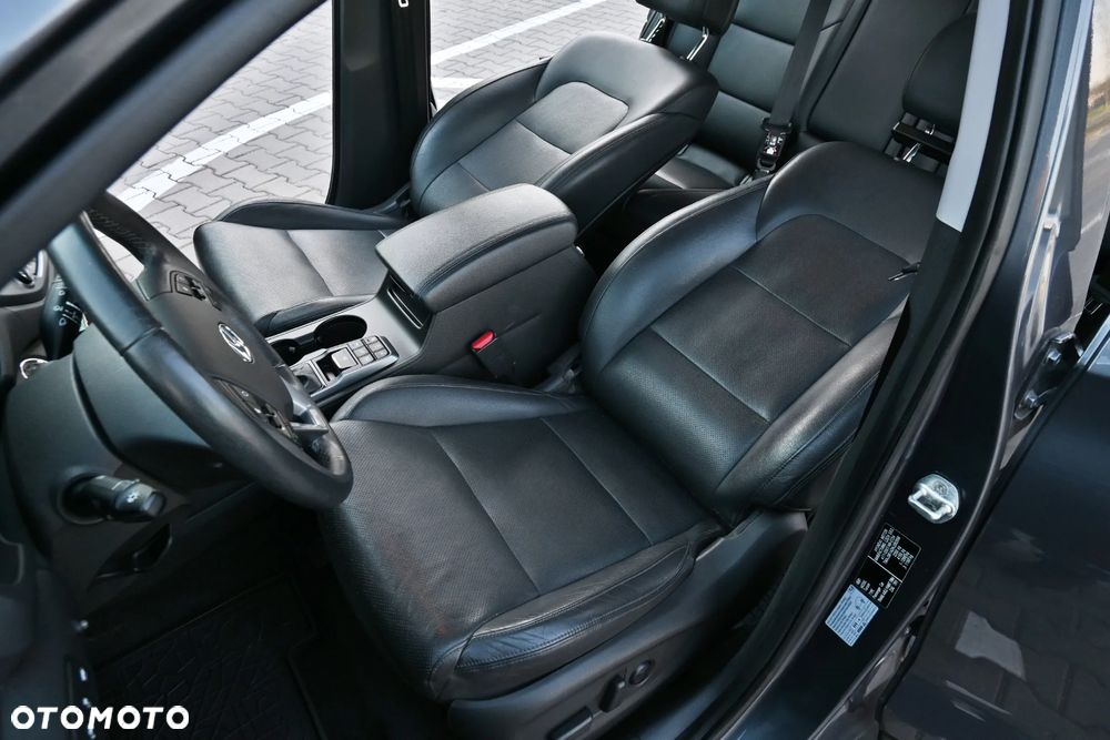 Hyundai Tucson 2.0 CRDI Premium 4WD - 28