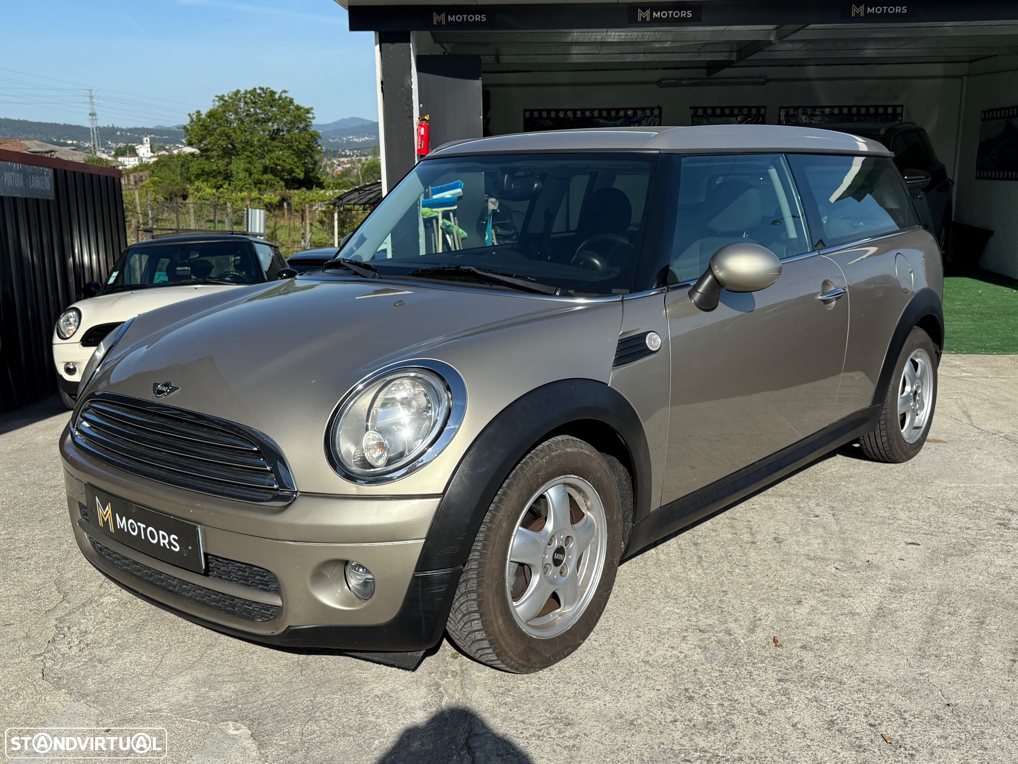 MINI Clubman Cooper D - 23