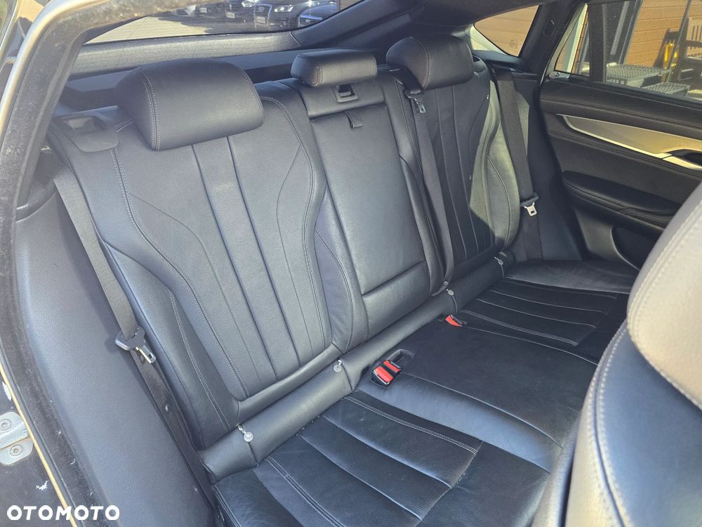 BMW X6 - 14