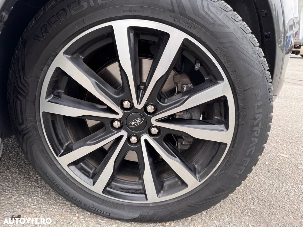 Ford Kuga 1.5 EcoBoost 4x4 Aut. ST-Line - 4