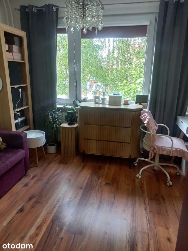Os. Różane, 2 pok, po remoncie, rozkład, jasna kuchnia, balkon!