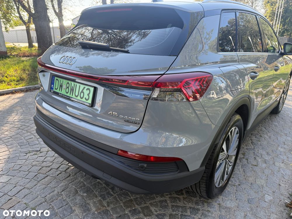 Audi Q4 e-tron 45 77kWh Quattro S Line - 5