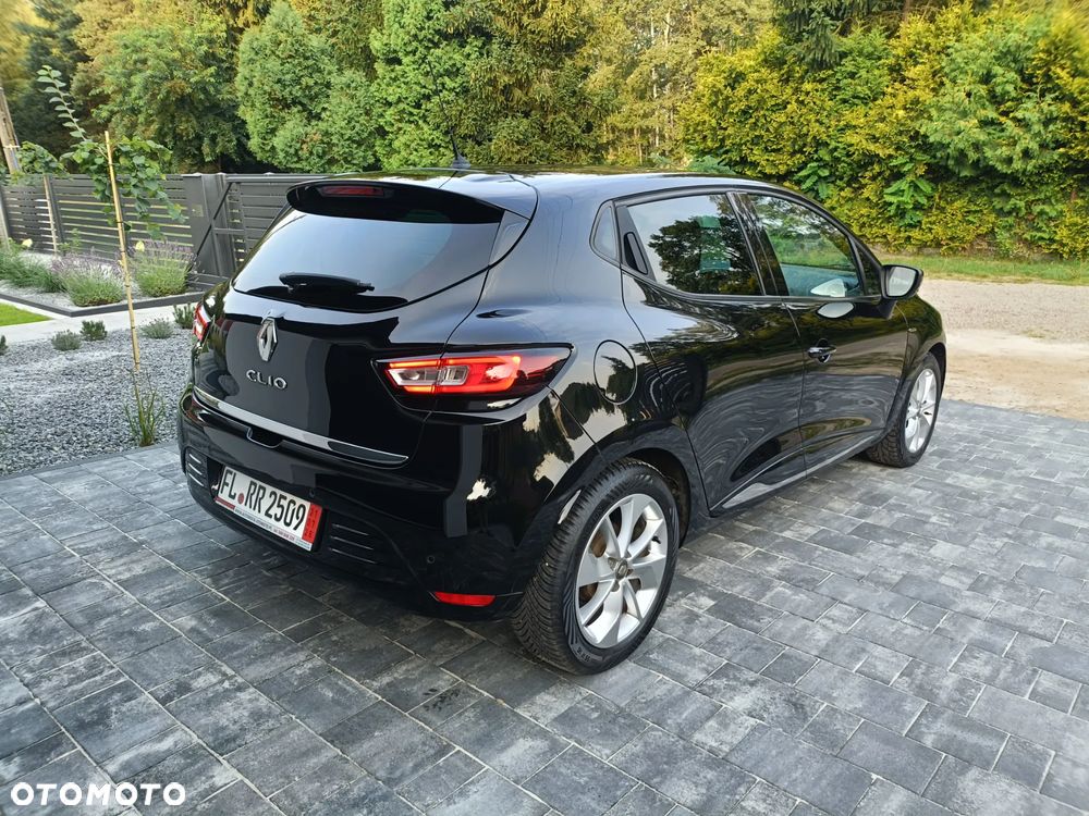 Renault Clio 1.2 16V Limited - 35