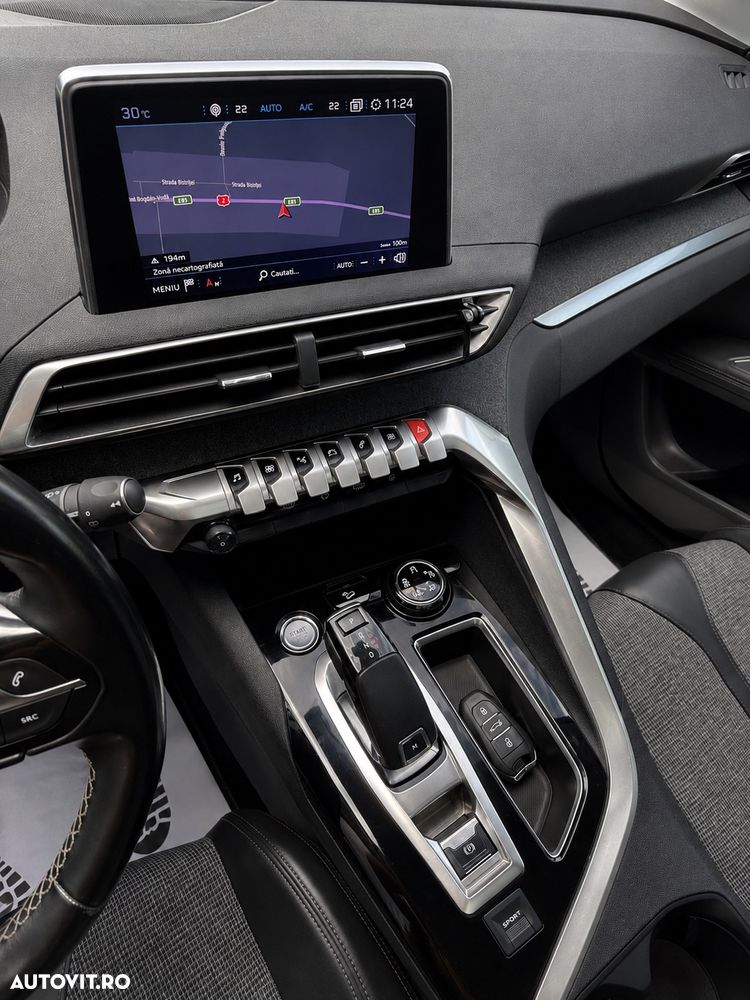 Peugeot 5008 - 10