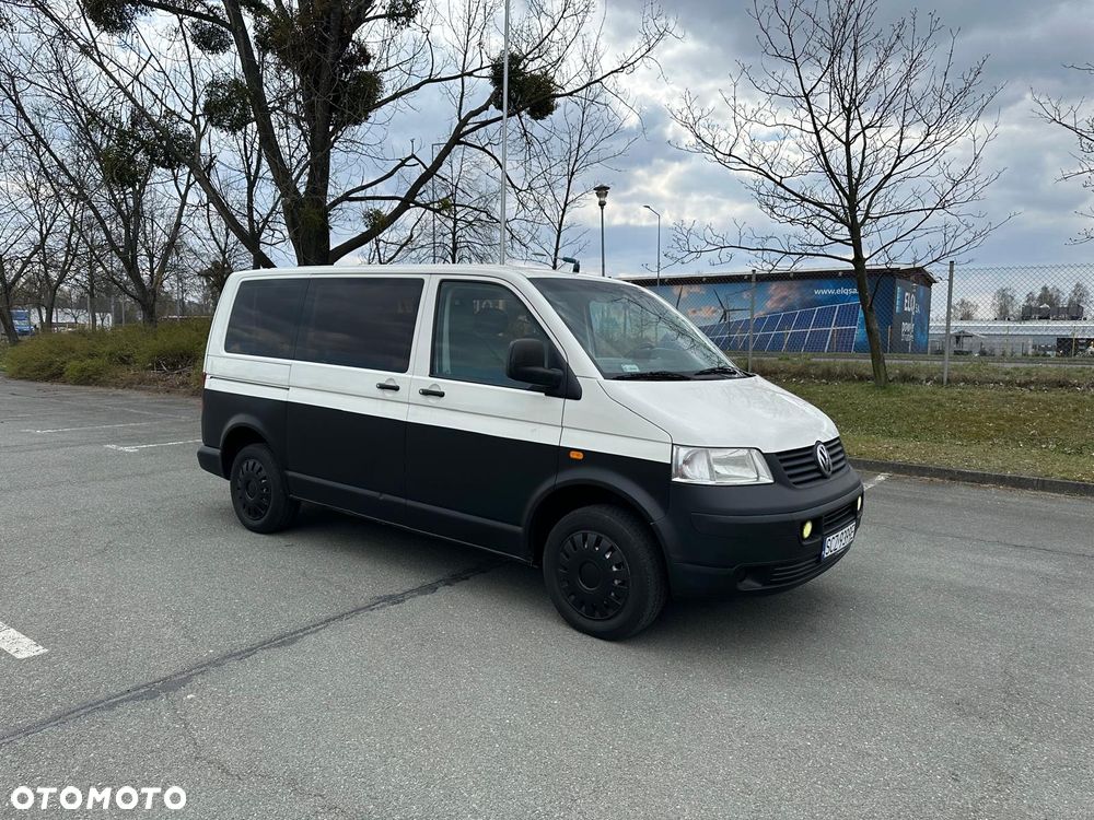 Volkswagen Transporter - 2