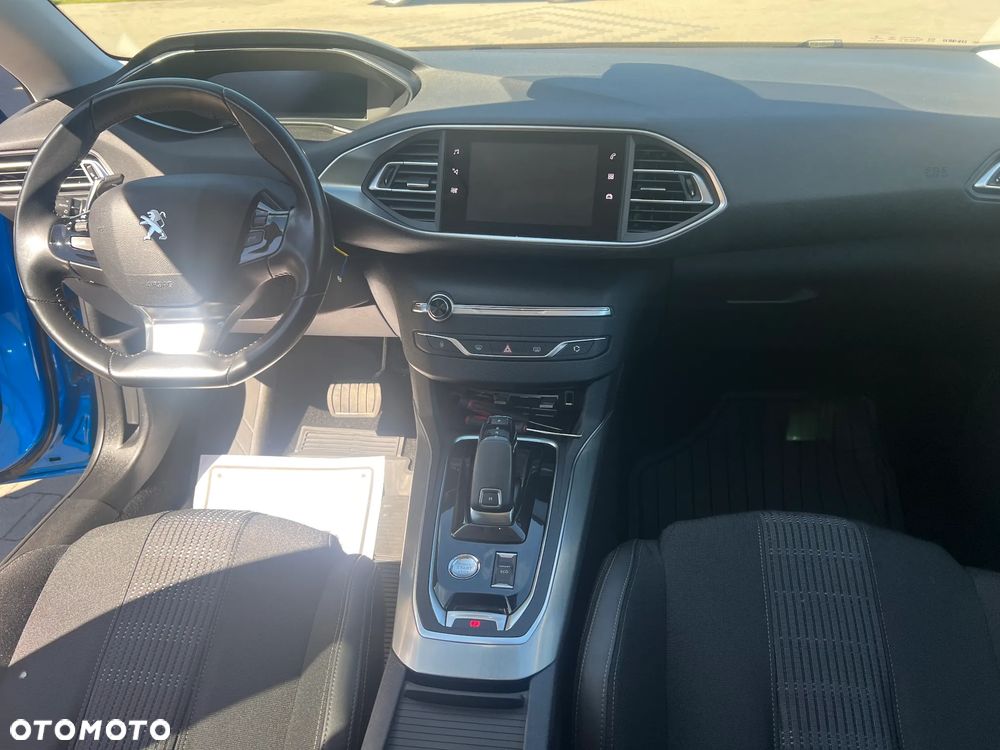 Peugeot 308 - 17