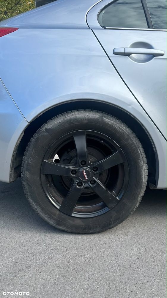 Mitsubishi Lancer 1.6 Invite - 12