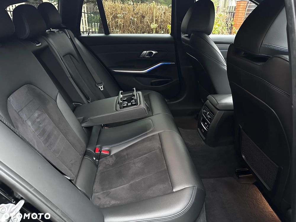 BMW Seria 3 320d M Sport Shadow sport - 18