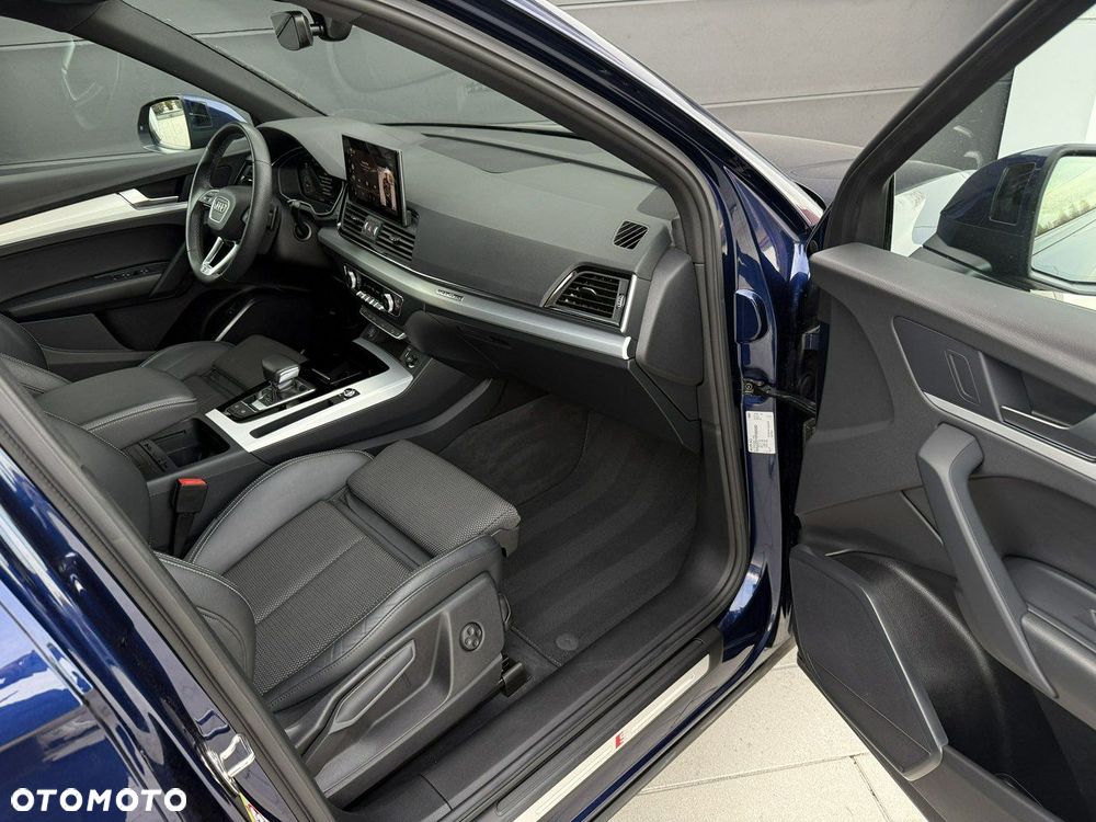 Audi Q5 Sportback 40 TDI quattro S tronic S line - 28