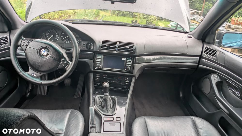 BMW Seria 5 523i - 18