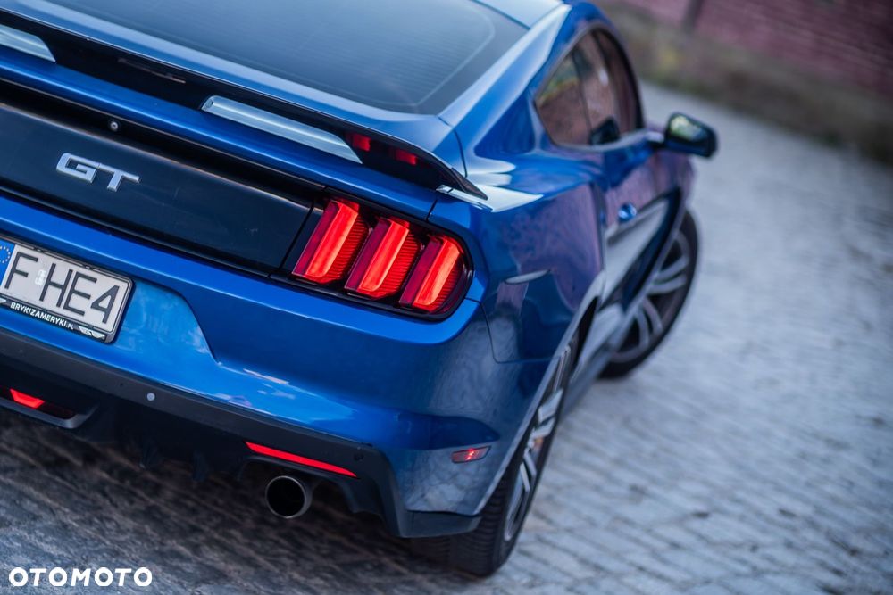 Ford Mustang 5.0 V8 GT - 14