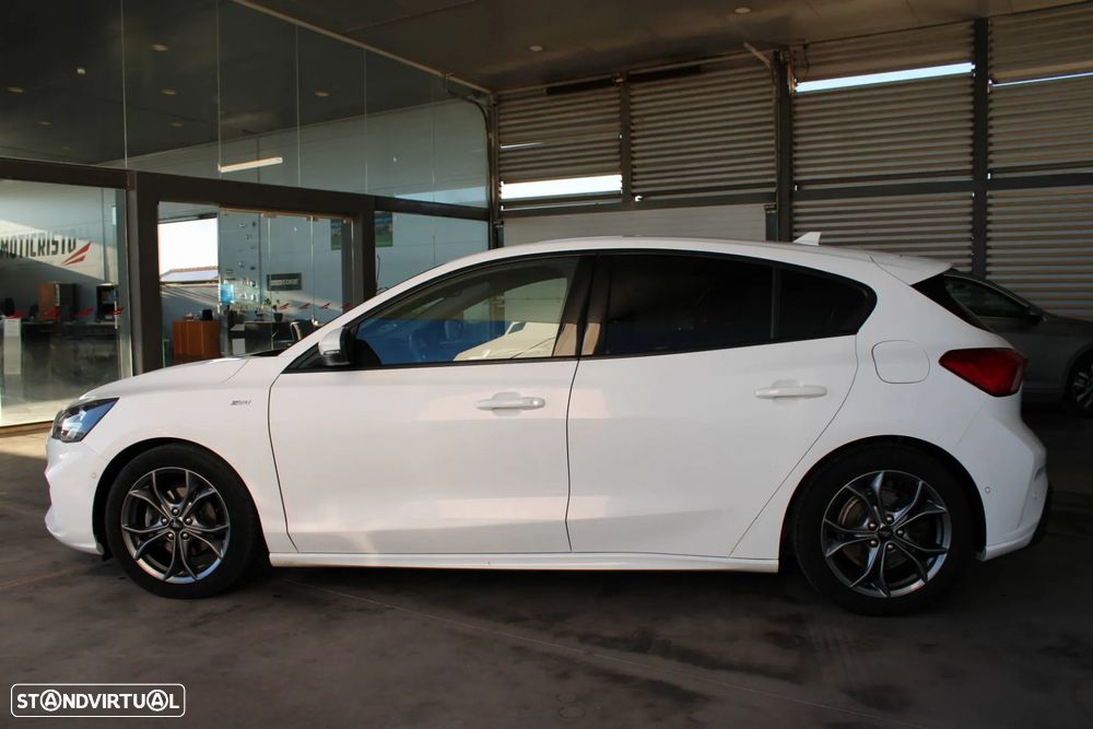 Ford Focus 1.5 TDCi EcoBlue ST-Line - 4
