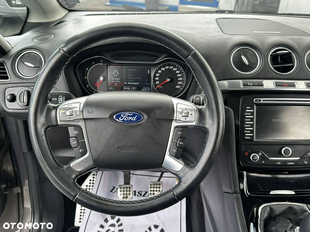 Ford S-Max - 19