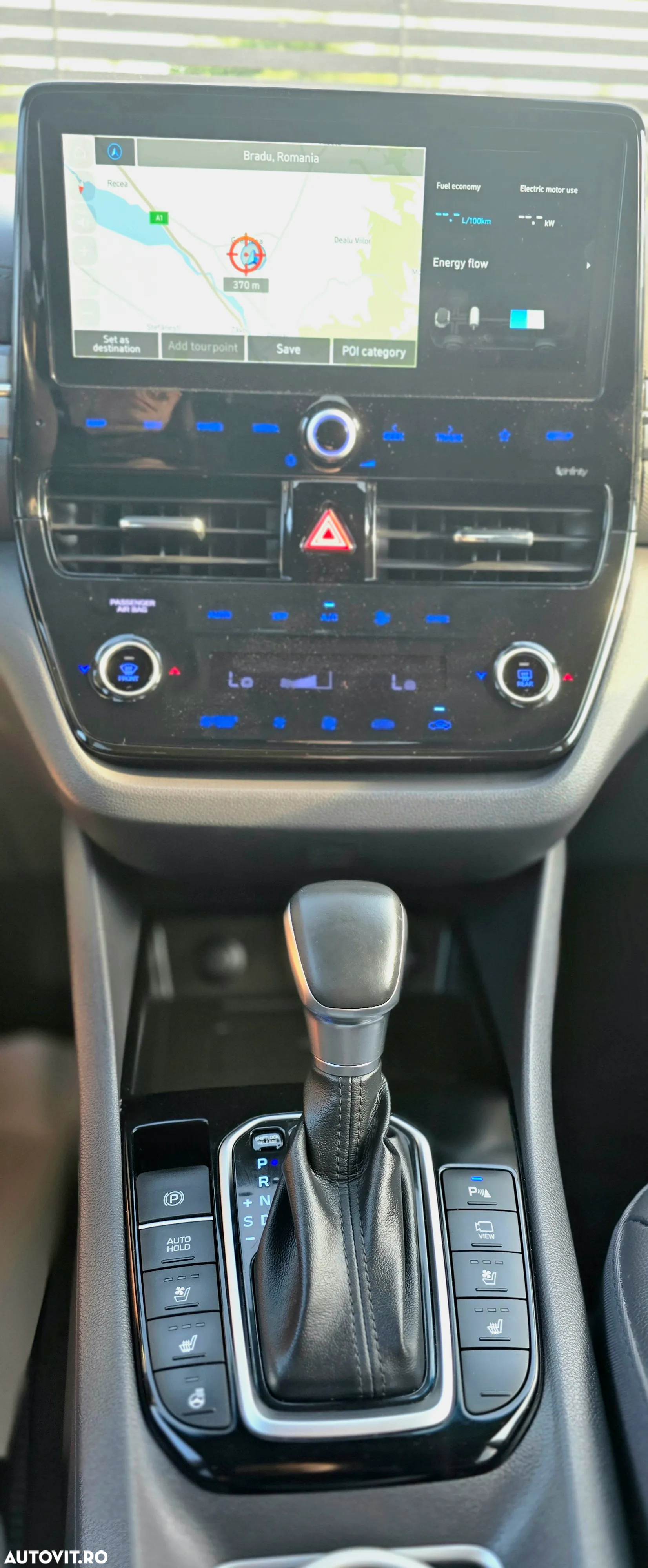 Hyundai IONIQ Hybrid 1.6 GDI Premium - 9