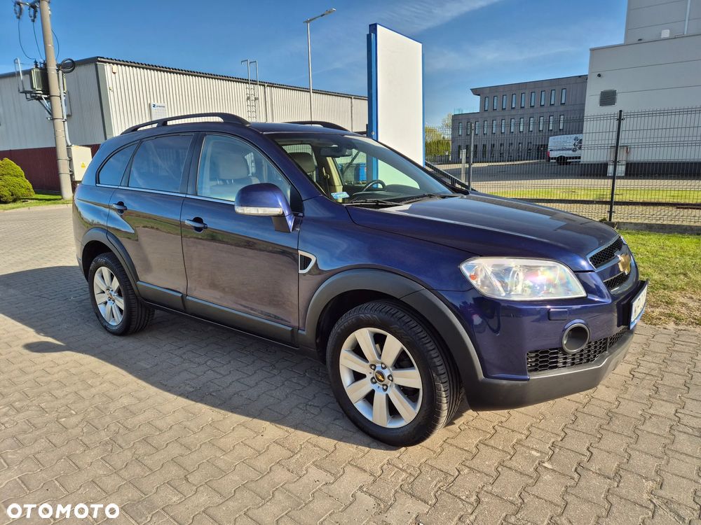 Chevrolet Captiva 2.0 d High - 19