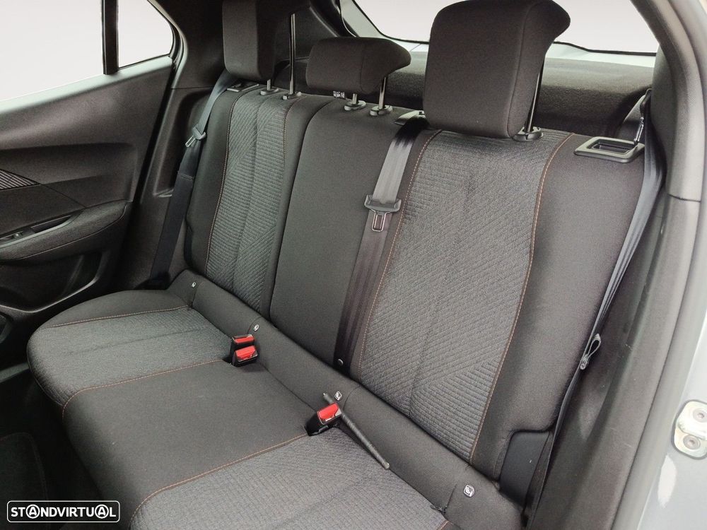Peugeot 2008 1.2 PureTech Style - 13