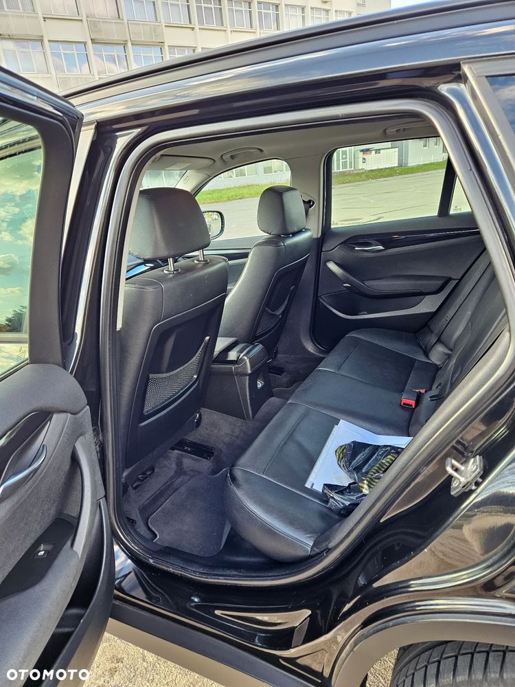 BMW X1 xDrive20d - 9