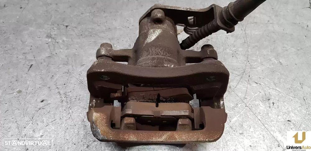 PINÇA TRAVÃO TRASEIRA DIREITA KIA CARENS IV 2017 -58230A4100 - 4