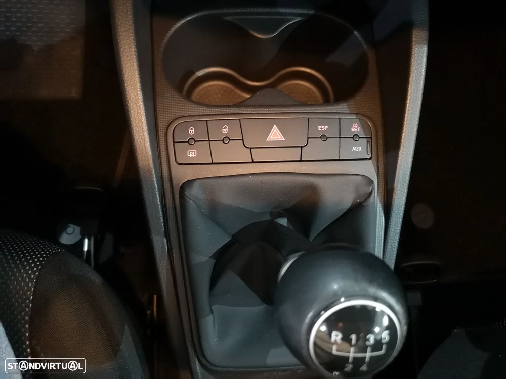 SEAT Ibiza 1.6 TDI Sport DPF - 27