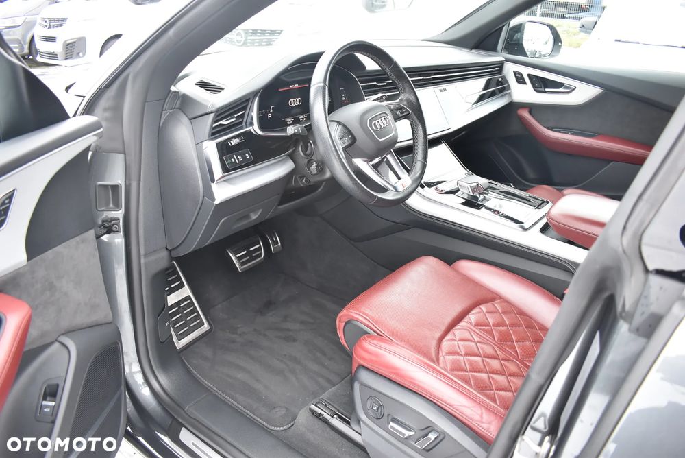 Audi SQ8 - 9