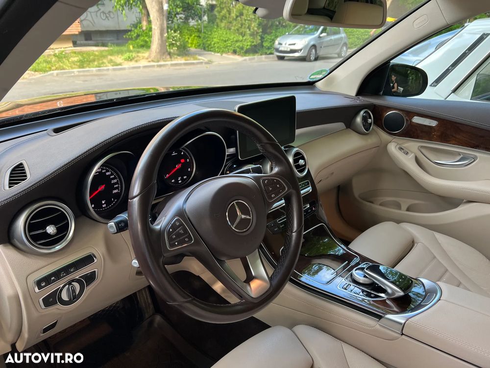 Mercedes-Benz GLC - 13