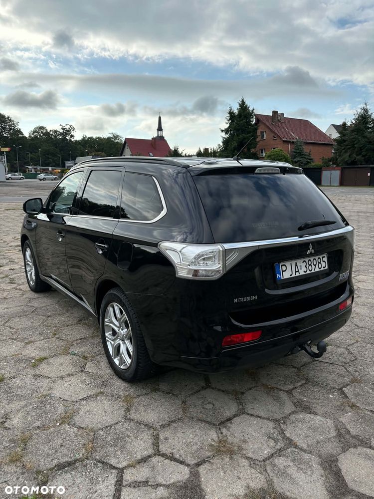 Mitsubishi Outlander 2.0 4WD - 26