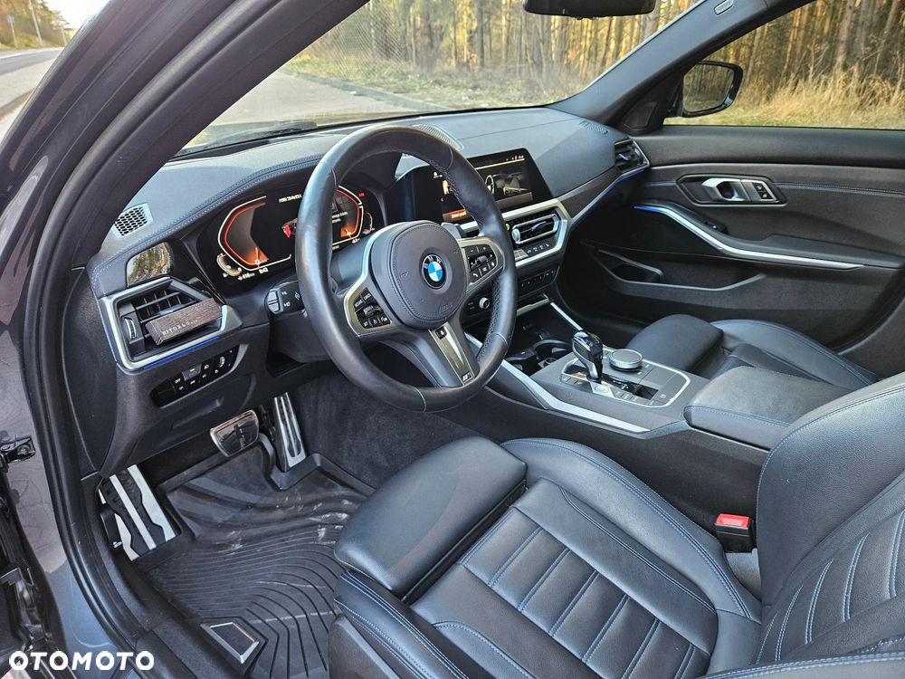 BMW Seria 3 M340i xDrive sport - 19