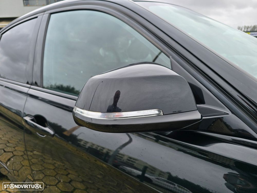 BMW 330 e iPerformance Pack M Shadow - 11