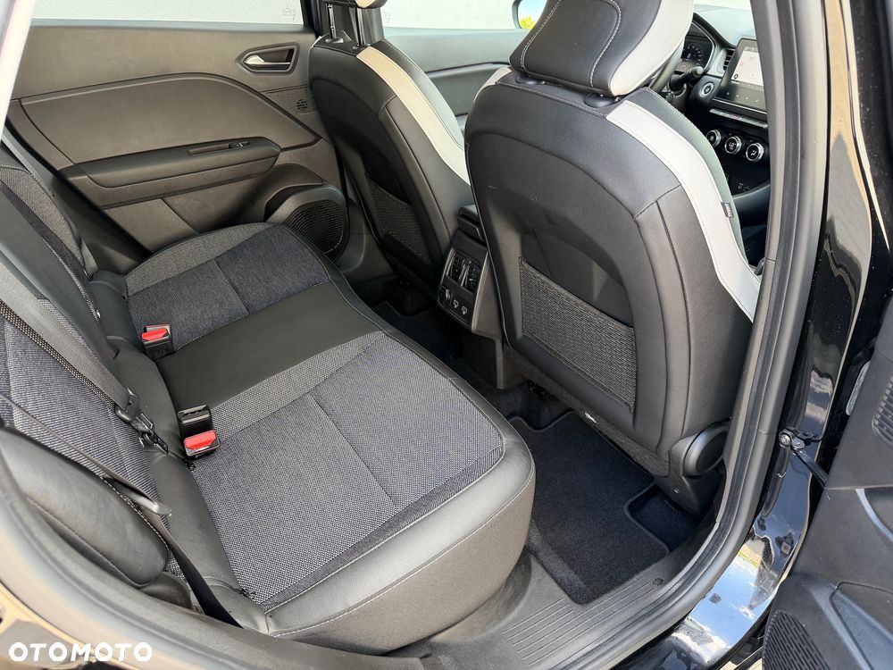 Renault Captur TCe Mild Hybrid 140 TECHNO - 14
