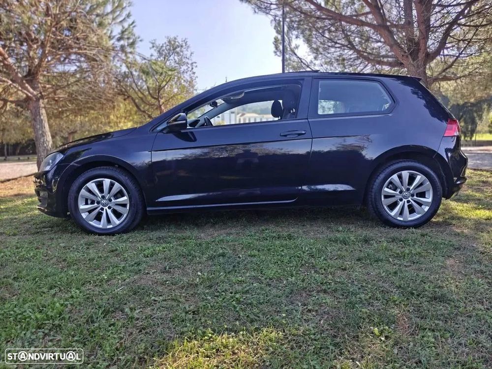 VW Golf 1.6 TDi Trendline BlueMotion - 8
