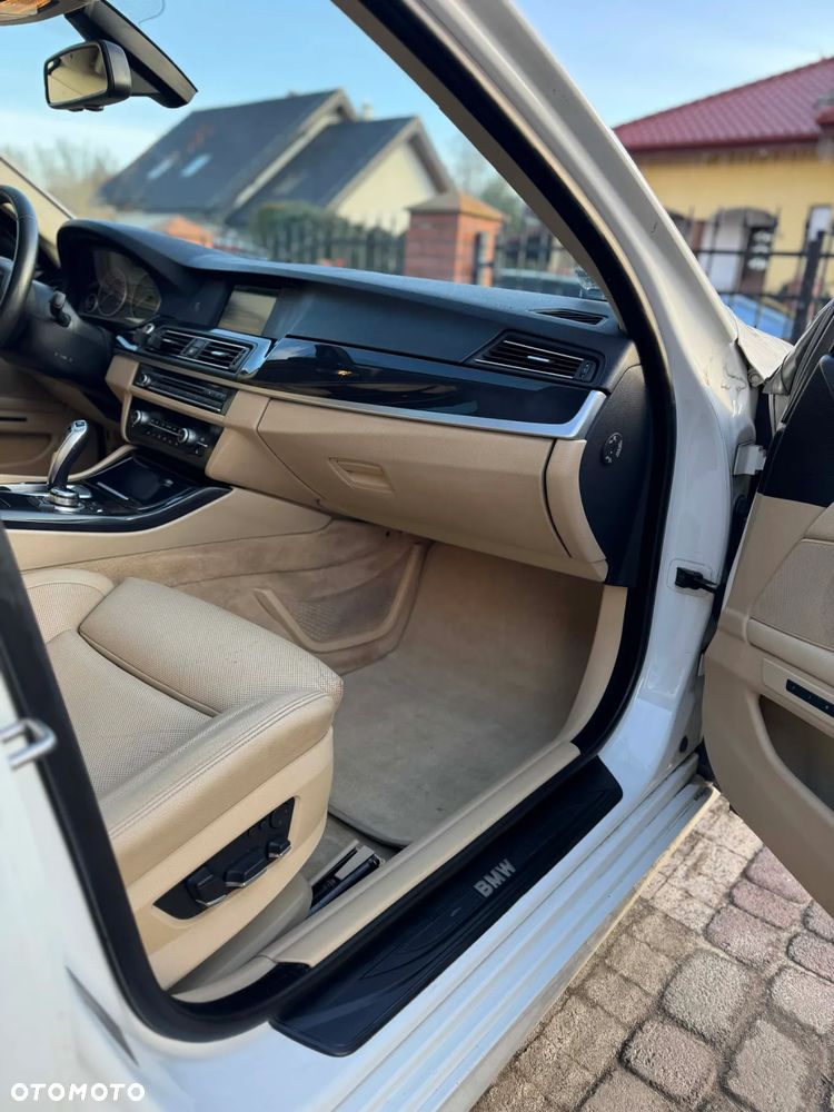 BMW Seria 5 520d - 11