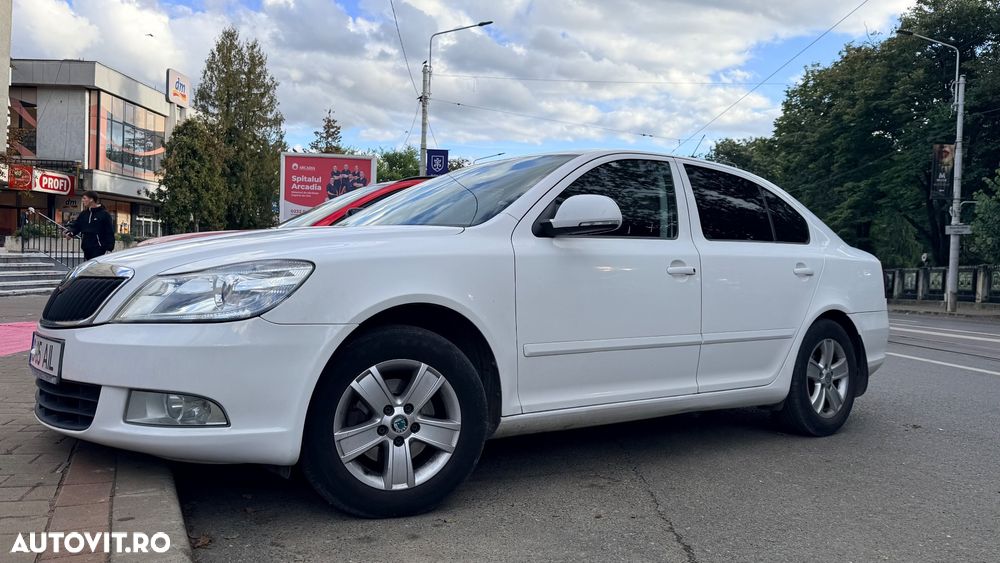 Skoda Octavia 1.6 TDI Ambiente - 1