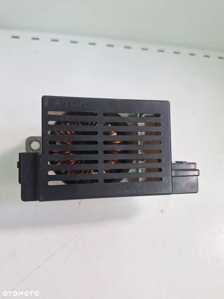 wzmacniacz anteny HONDA PRELUDE V 39166-S30-G010   (49/12) - 5