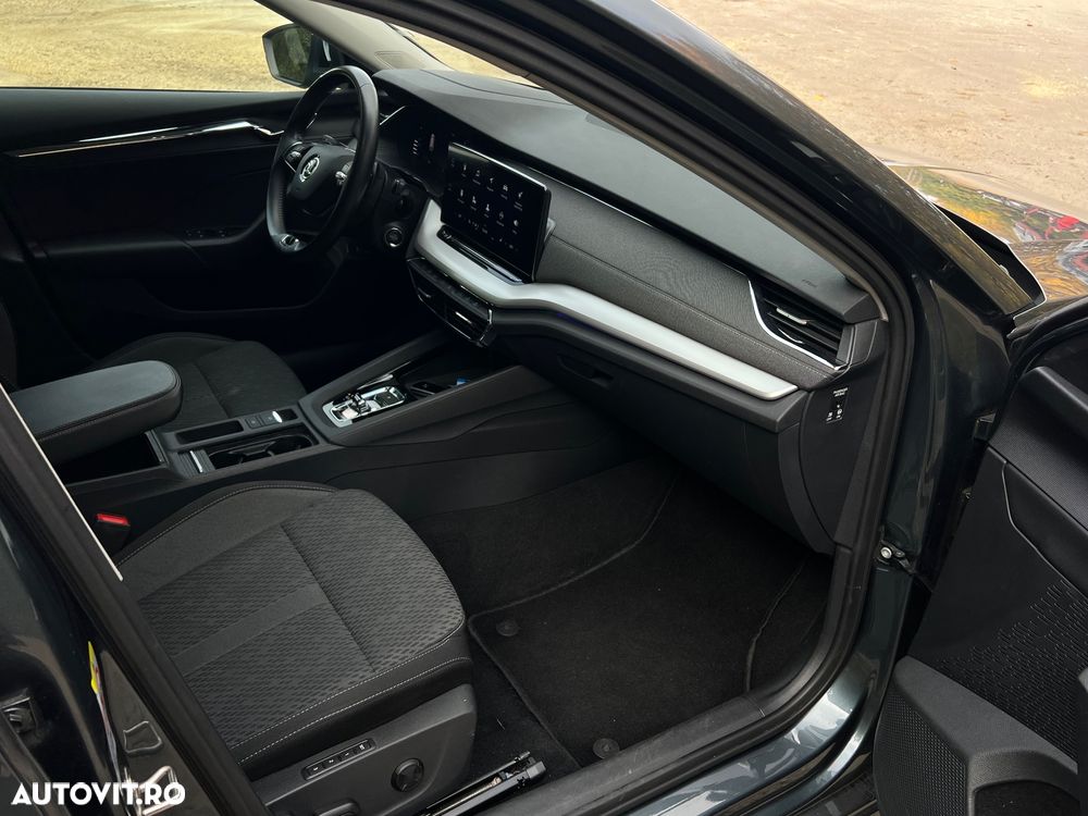 Skoda Octavia Combi 2.0 TDI DSG Style - 4