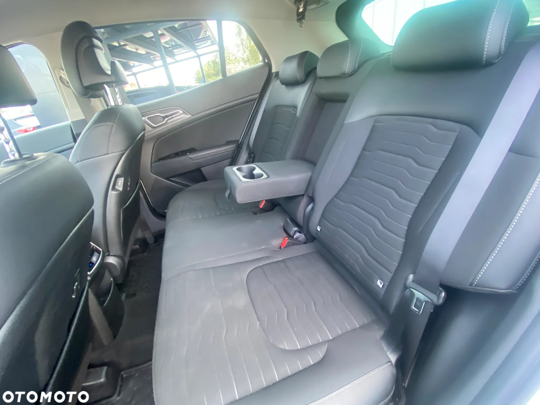 Kia Sportage 1.6 T-GDI HEV Business Line 4WD - 22