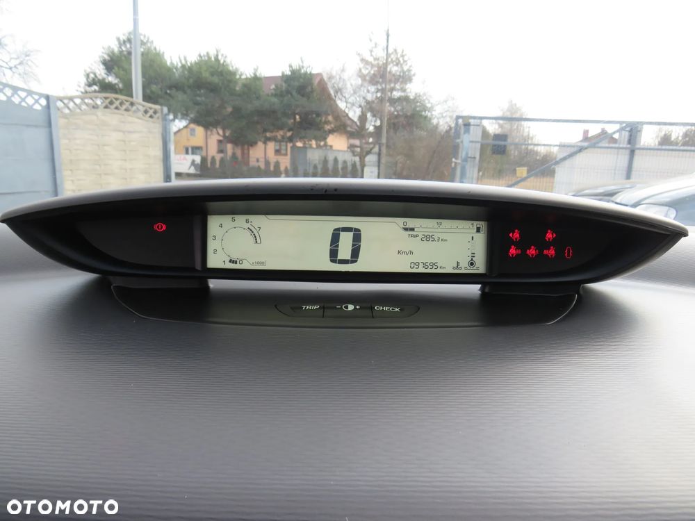 Citroën C4 1.6 VTi Impress - 25