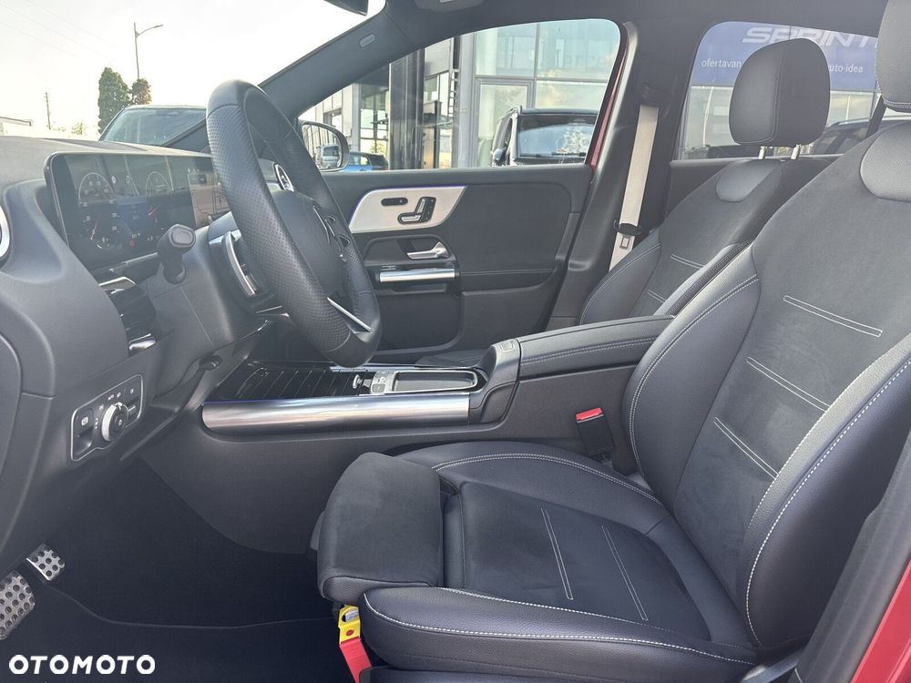 Mercedes-Benz GLA 200 AMG Line - 18