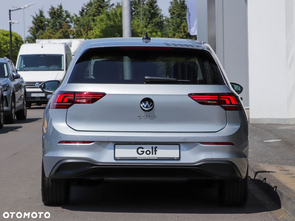 Volkswagen Golf - 5