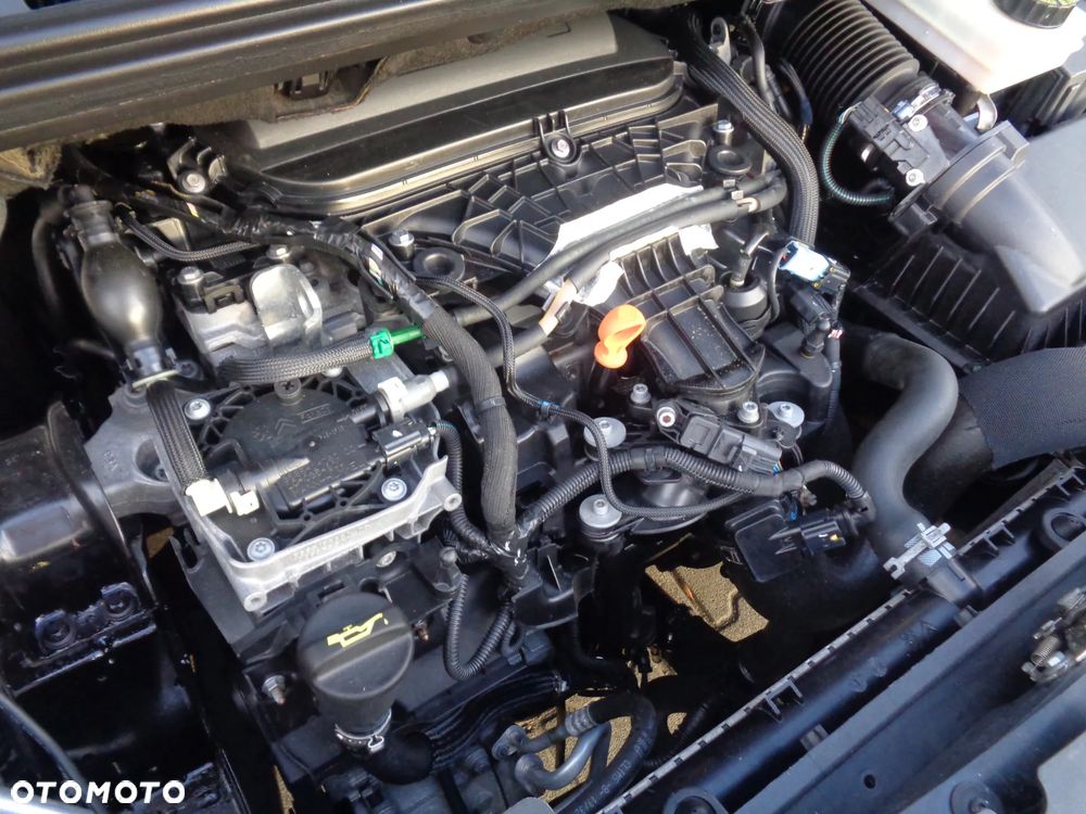 Peugeot 5008 HDI FAP 150 Family - 31