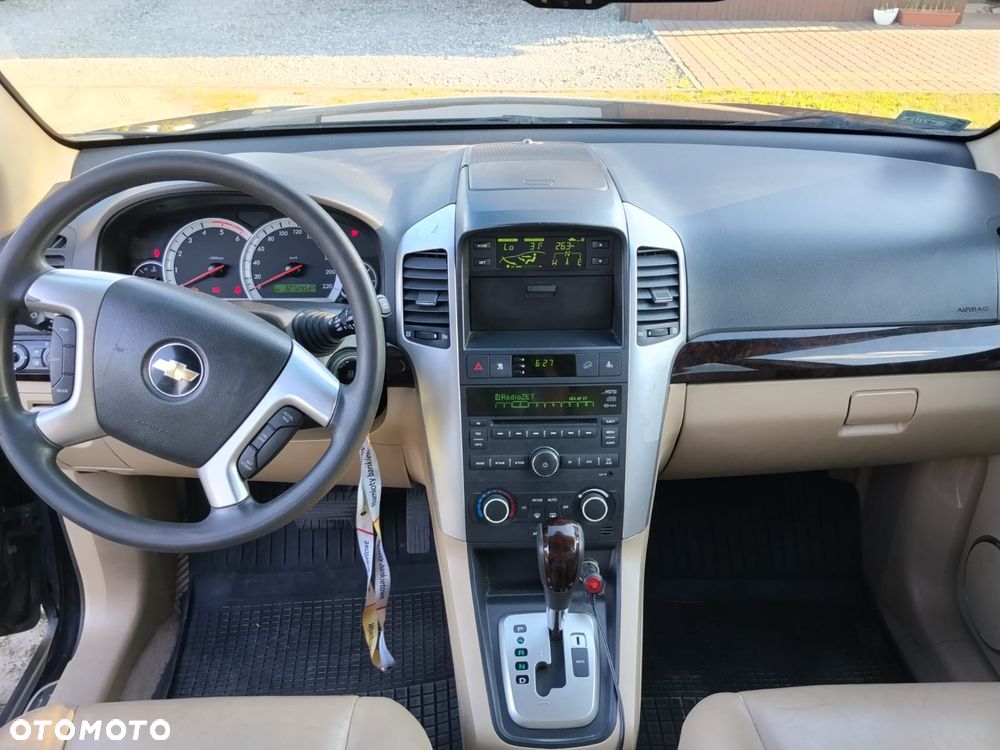 Chevrolet Captiva - 8